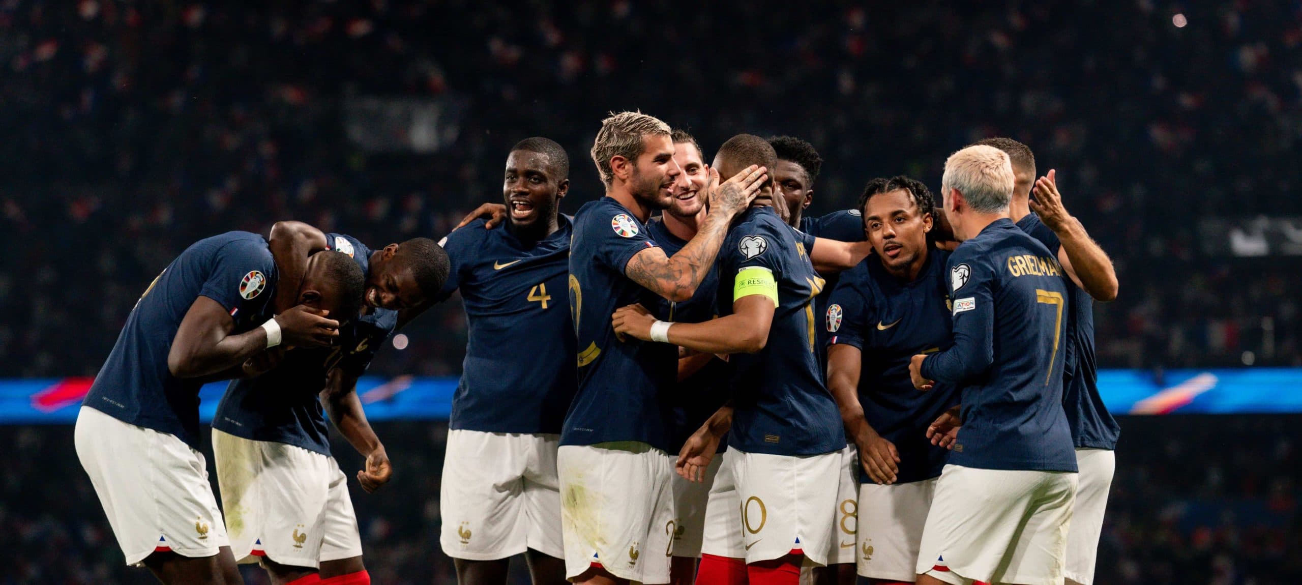 Porte-monnaie Adidas Équipe De France De Football – Bleu – Modèle Boutique – Très Bon état
